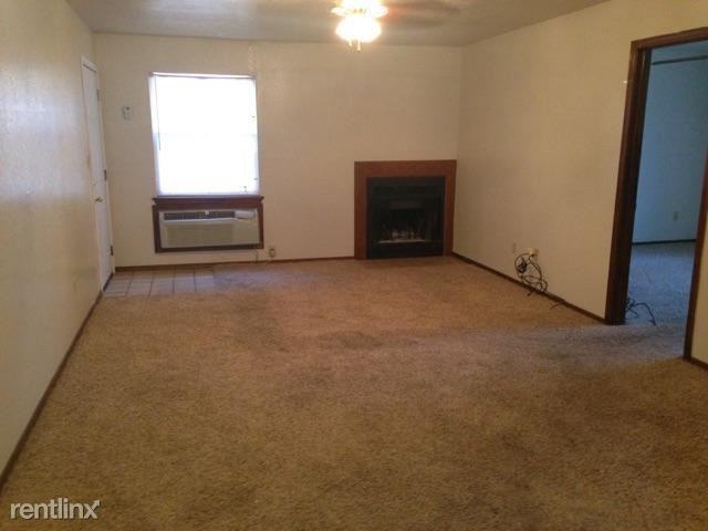 Mickaszac Properties - Photo 2 of 8