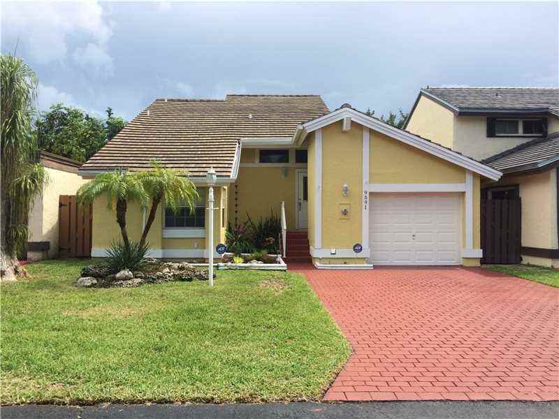 9590 SW 148th Ave Cir S