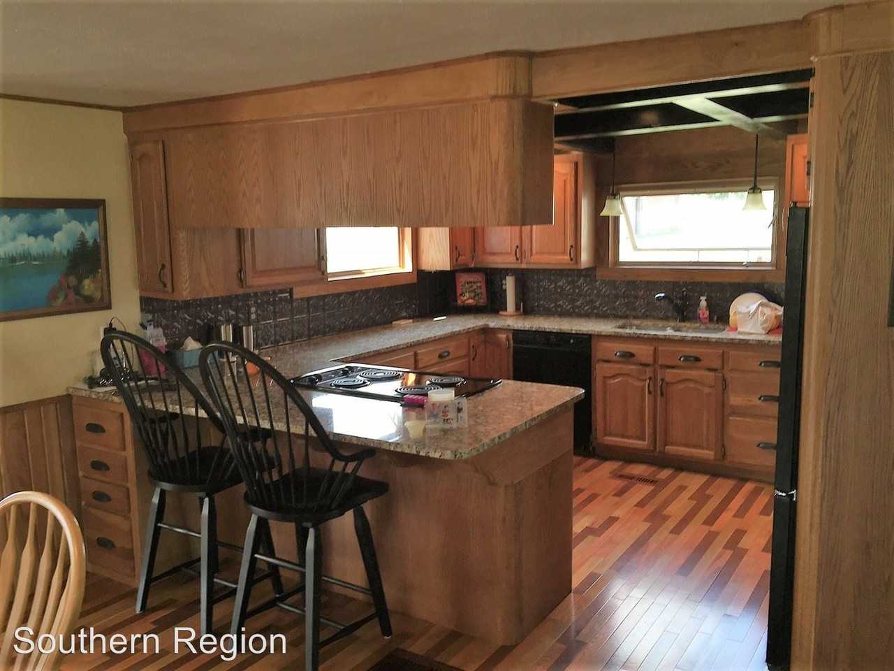 2570 Osborne Rd - Photo 2 of 33