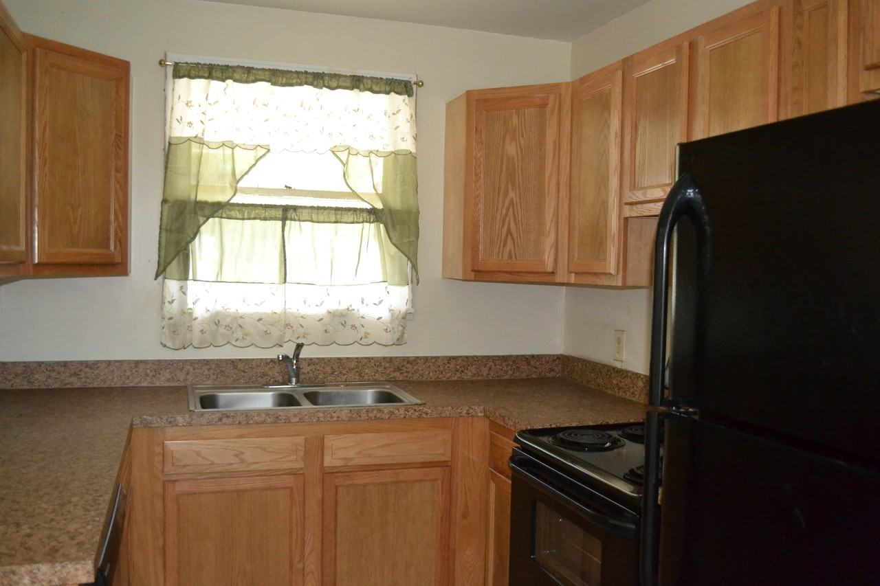 7231 Midway Rd - Photo 3 of 19