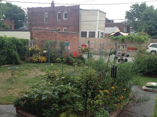 2210 Wyoming St - Photo 2 of 8