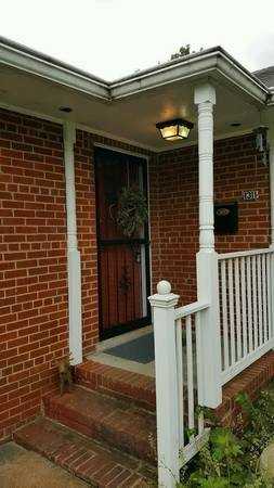 1311 Wentbridge Rd - Photo 2 of 3