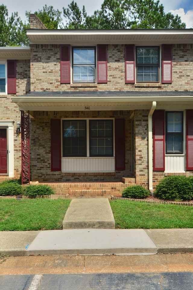 340 Rutledge Pl - Photo 3 of 42