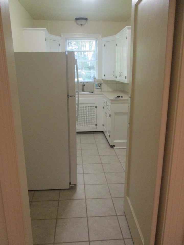 207 NE Blvd - Photo 2 of 9