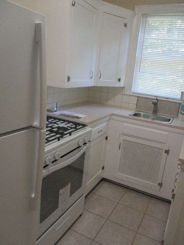 207 NE Blvd - Photo 3 of 9