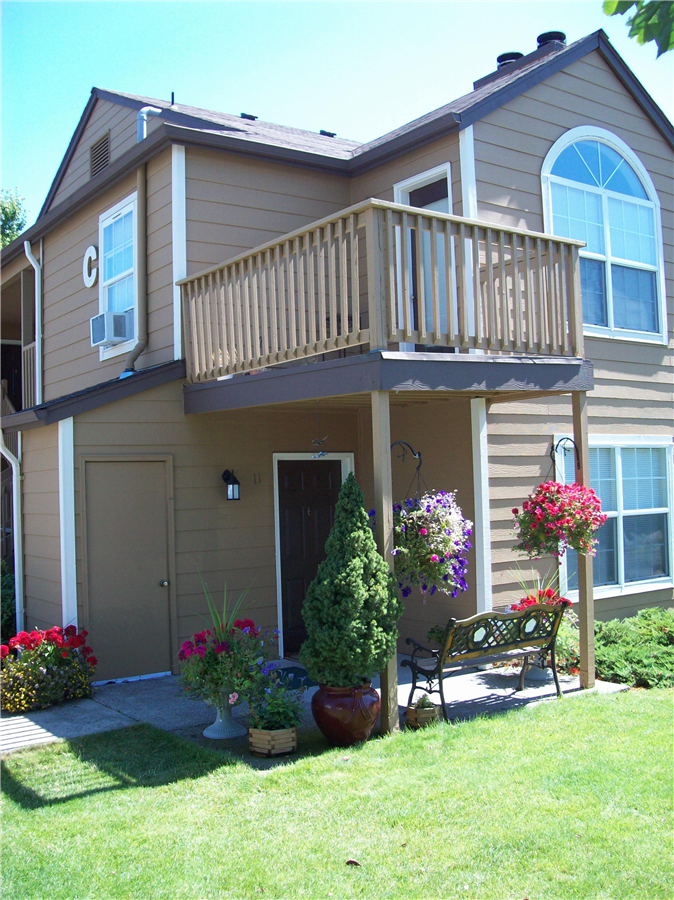 Village at Cascade Park Apartments SE Park St, Vancouver, WA 98683