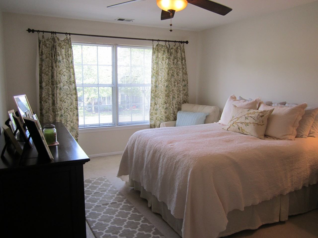 142 Andover Place - Photo 2 of 13