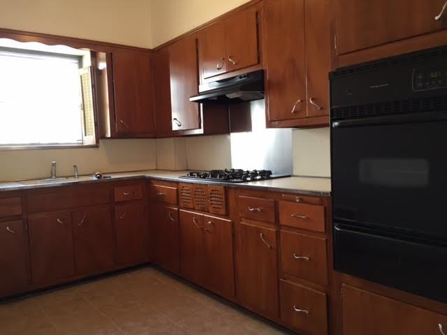 1659 Bay Ridge Parkway - Photo 3 of 5