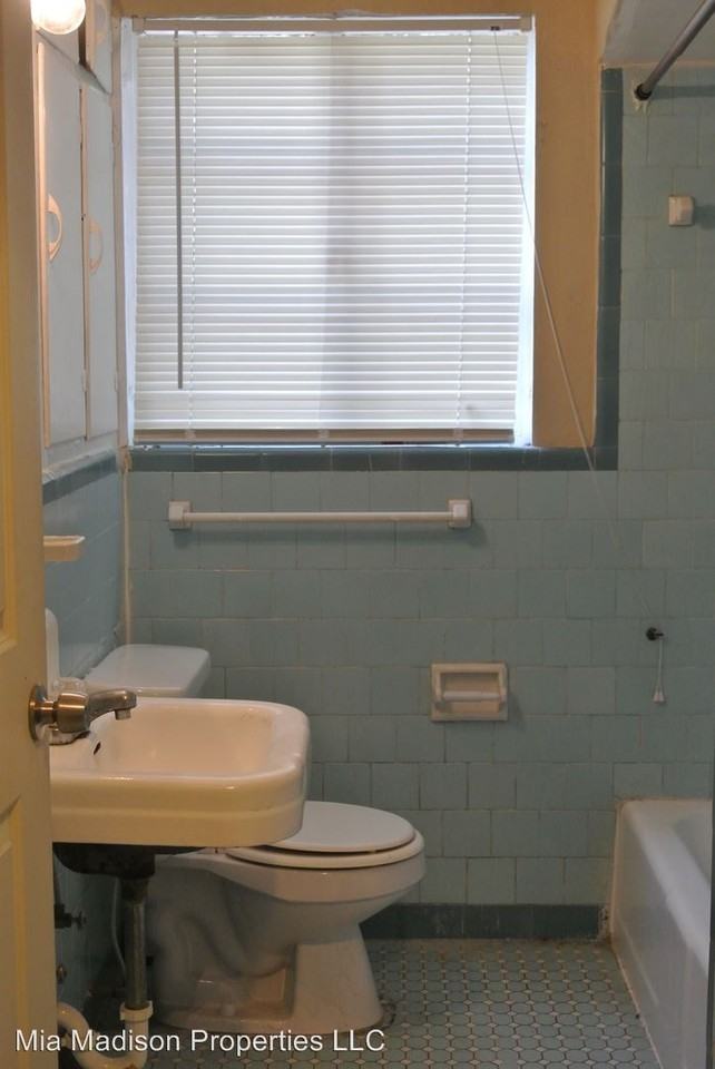 1226 E Henry St - Photo 3 of 8