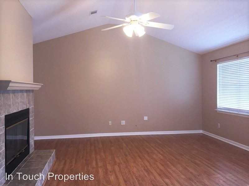 955 E Main St - Photo 3 of 17