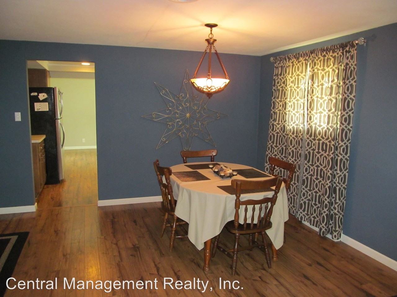 220 Eunice Dr - Photo 3 of 15