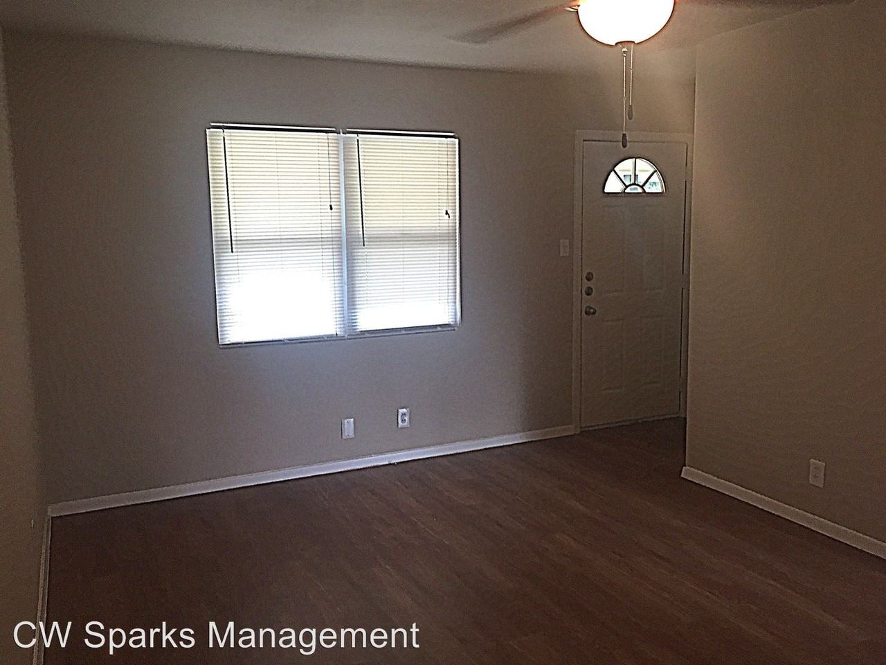 903 Aransas Dr - Photo 3 of 14