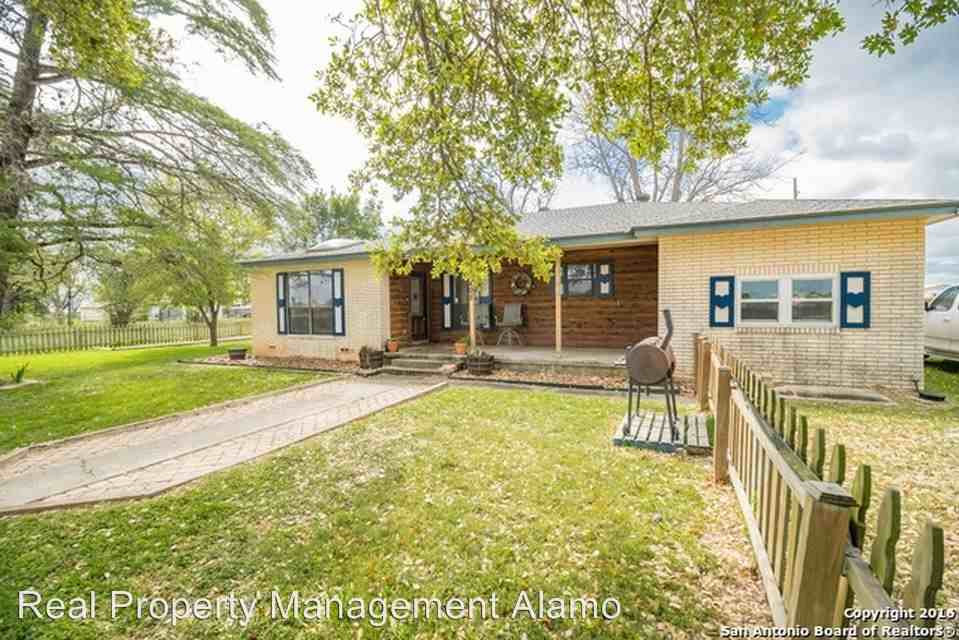 408 Old US Hwy 90 E - Photo 2 of 25