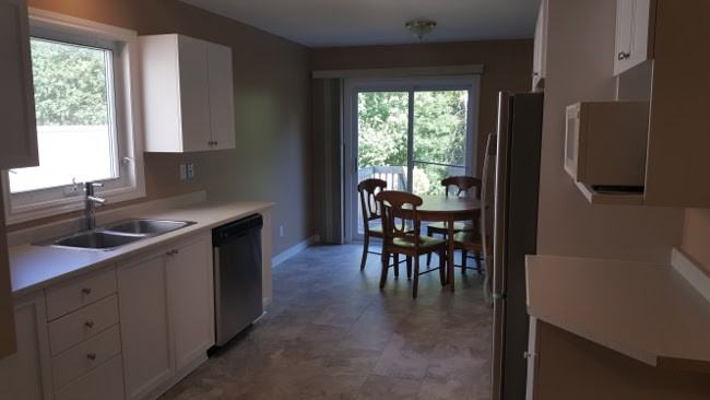 323 Ferndale Avenue - Photo 2 of 10