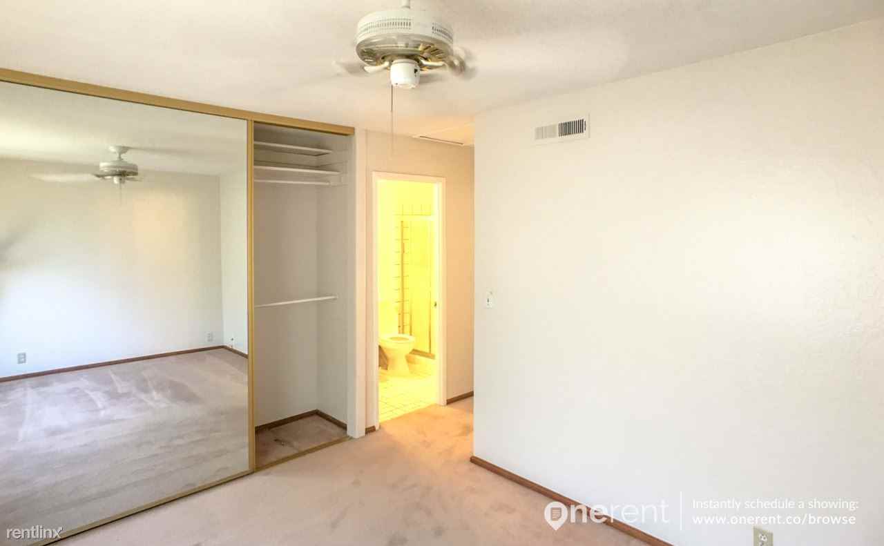 6798 Endmoor Dr - Photo 3 of 19