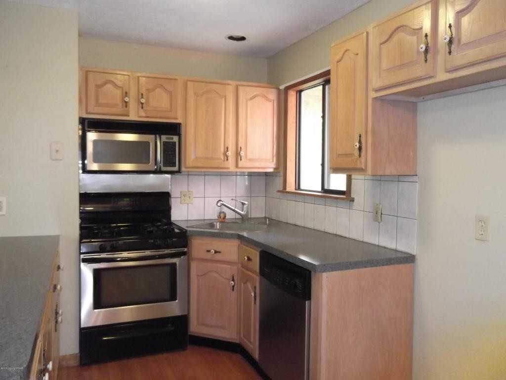 545 Whipporwill Dr - Photo 2 of 20