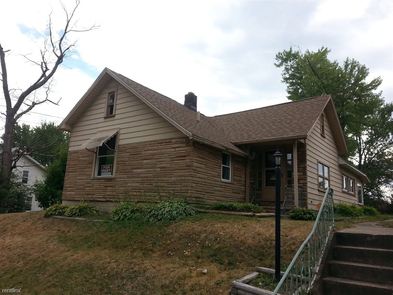 1815 S Freedom Ave - Photo 2 of 3