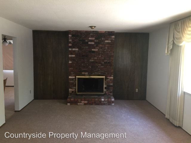 1424 Chapala Way - Photo 3 of 11