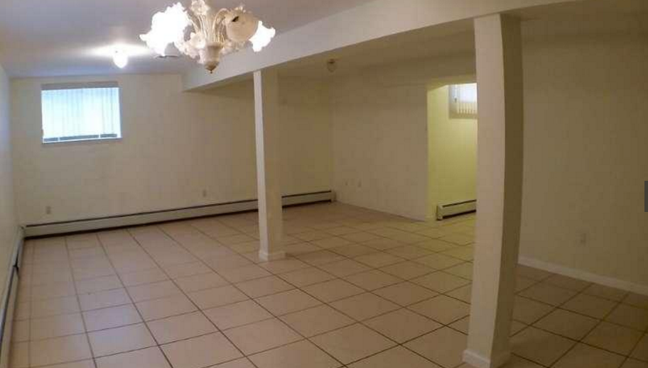 35 Arbor Ct #1 - Photo 3 of 7