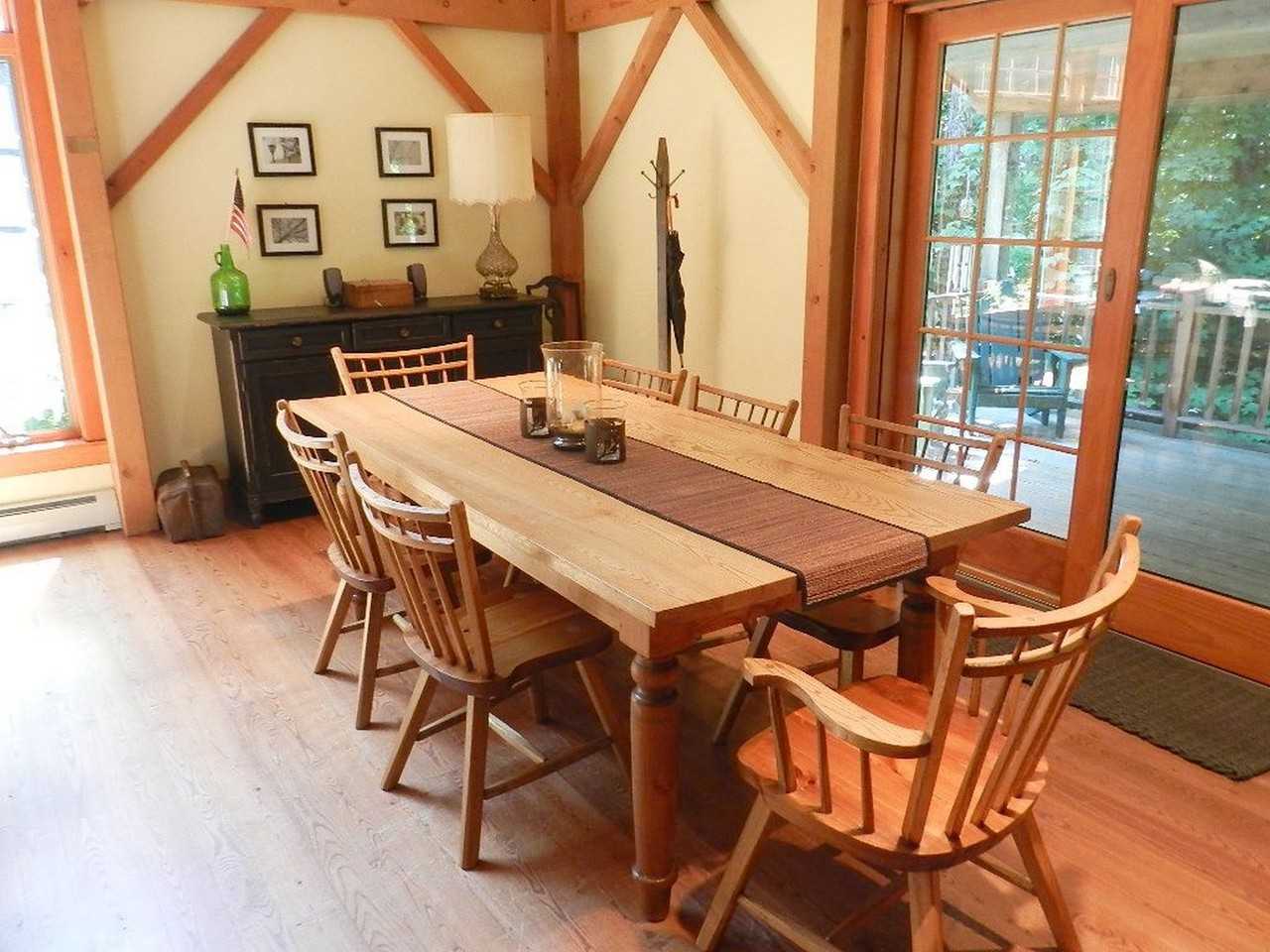 51 Leon Stocker Dr - Photo 3 of 11