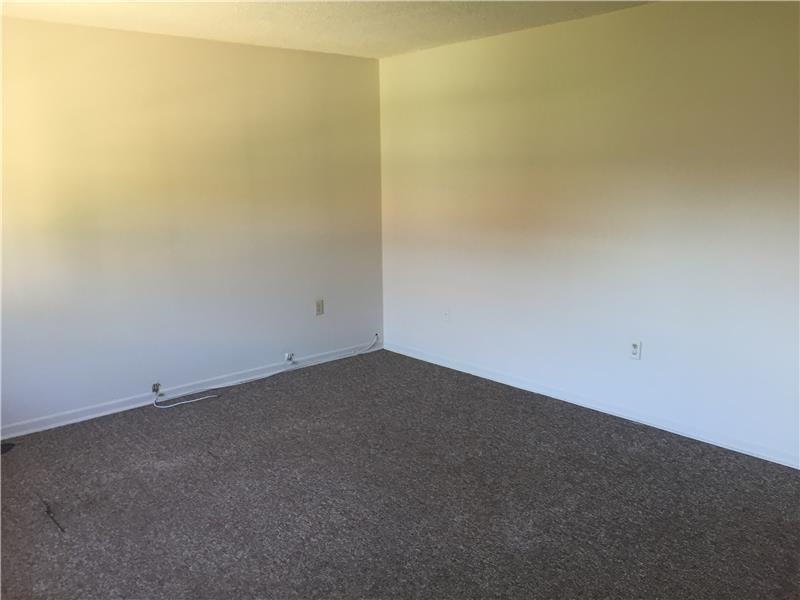 616 S Westgate Ave - Photo 2 of 8