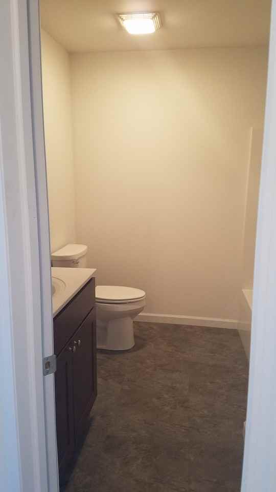 114-123 Junction House Lane - Photo 2 of 12