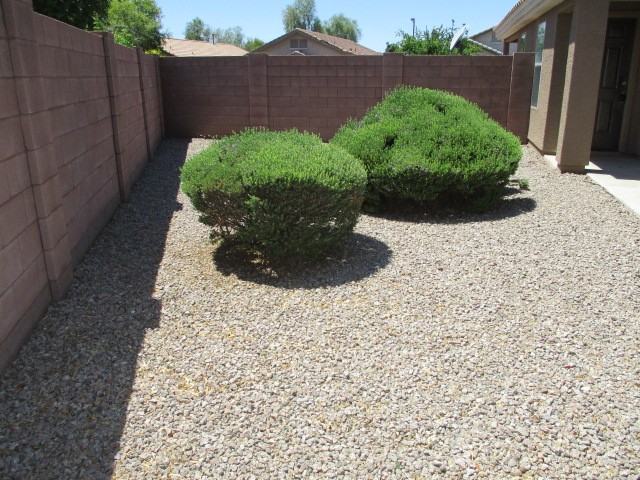 4202 N 124th Ave - Photo 2 of 20