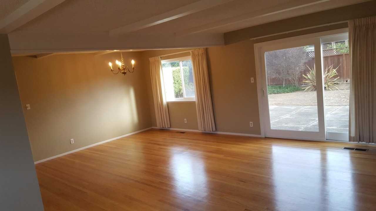 731 Gull Ave - Photo 3 of 12