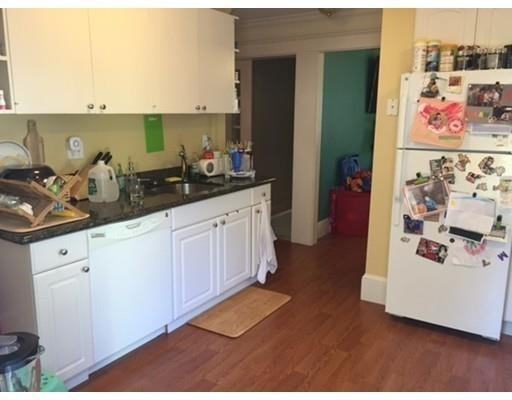 19 Stow St #2 - Photo 3 of 11