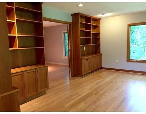 213 Sandy Pond Rd - Photo 3 of 8