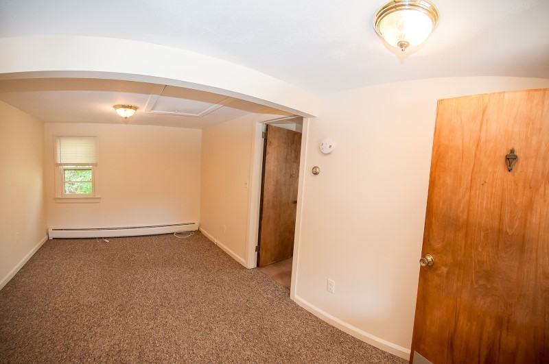 17 Summit Ave - Photo 3 of 15