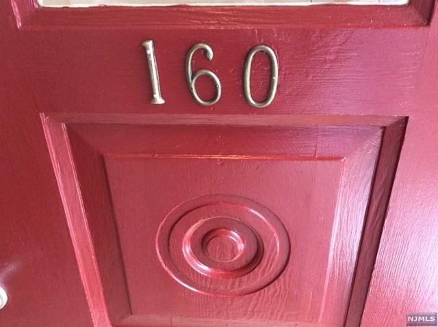 160 Magnolia Ave - Photo 3 of 18