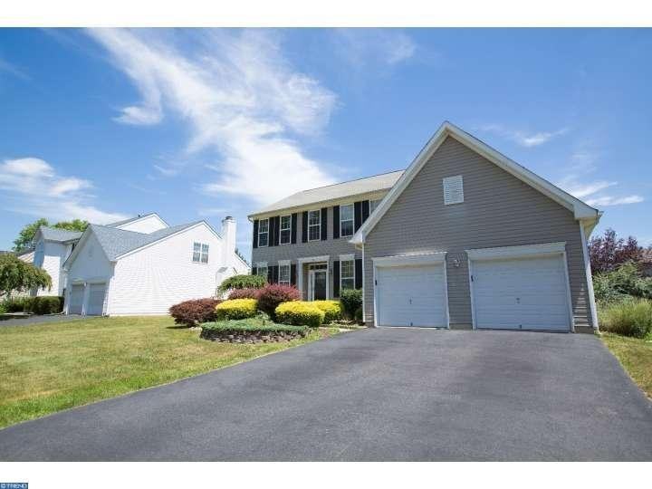 32 Pemberton Ln - Photo 2 of 22