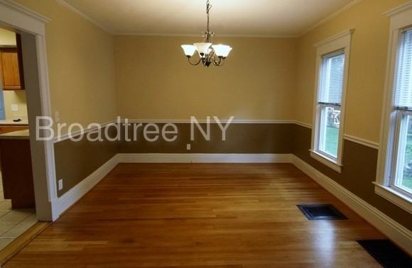 81 Park Ave - Photo 2 of 23