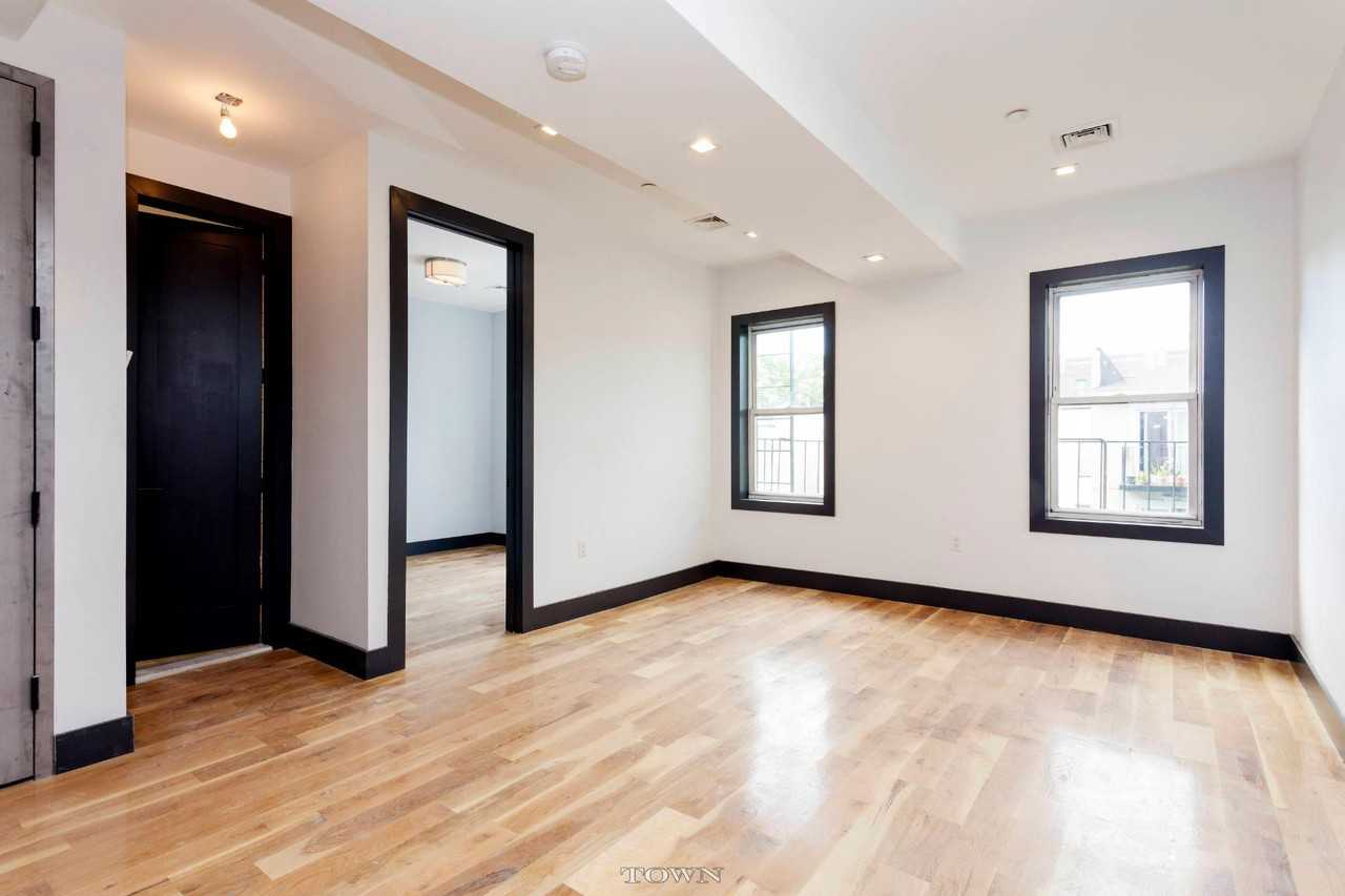 1322 Prospect Pl #1C