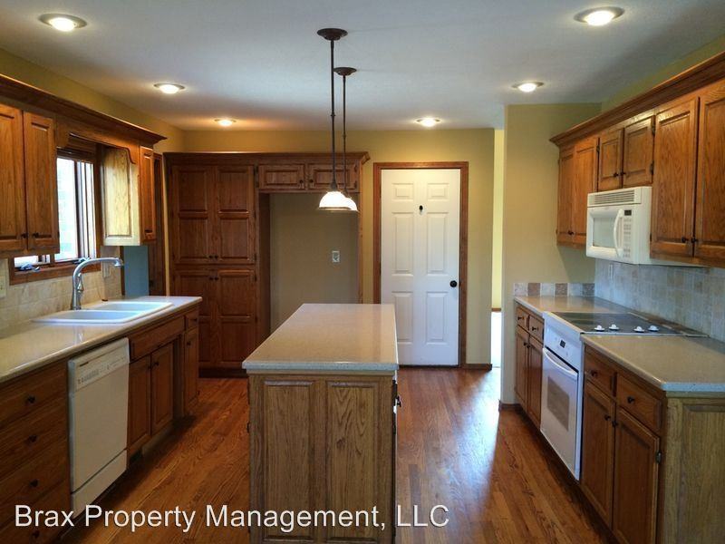 1820 E Richmond Pl - Photo 3 of 14