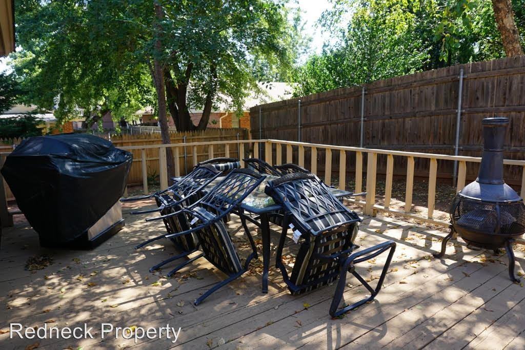 2308 Northwood Ln - Photo 3 of 27