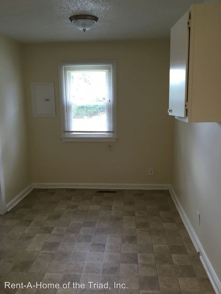 1501 Lincoln St - Photo 3 of 6