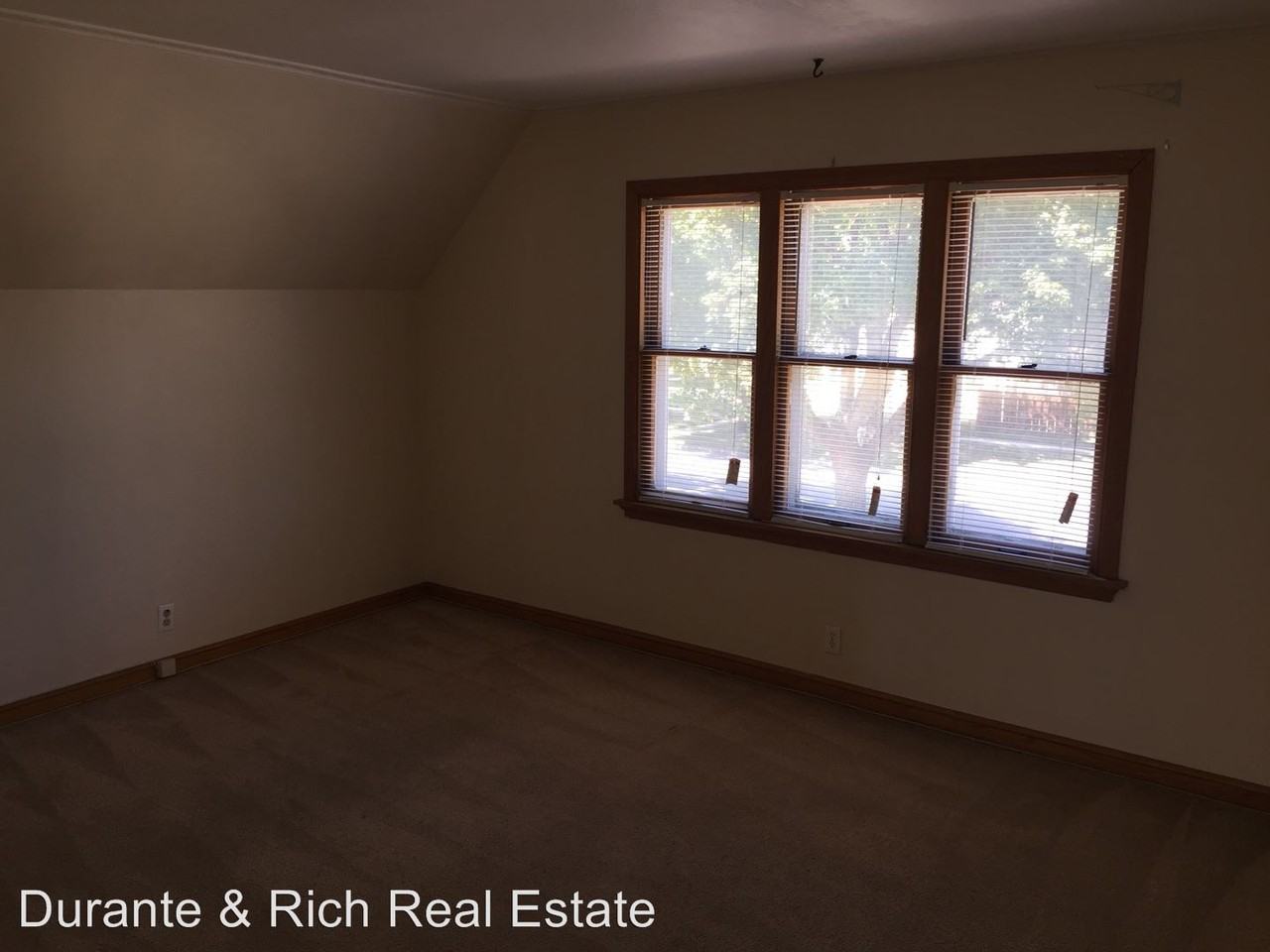 5719 W Keefe Ave - Photo 2 of 5