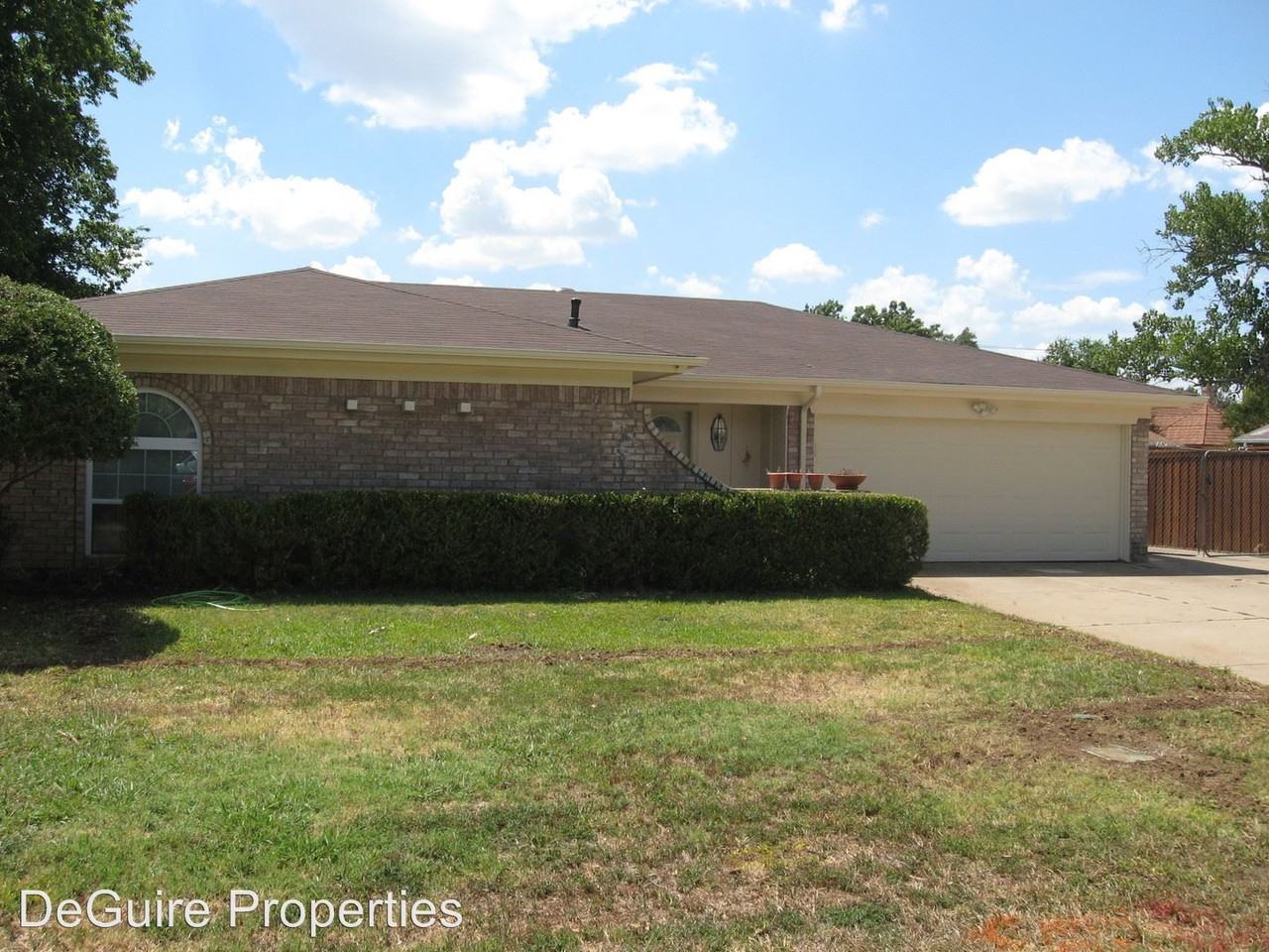 2213 Shady Brook Dr - Photo 2 of 24