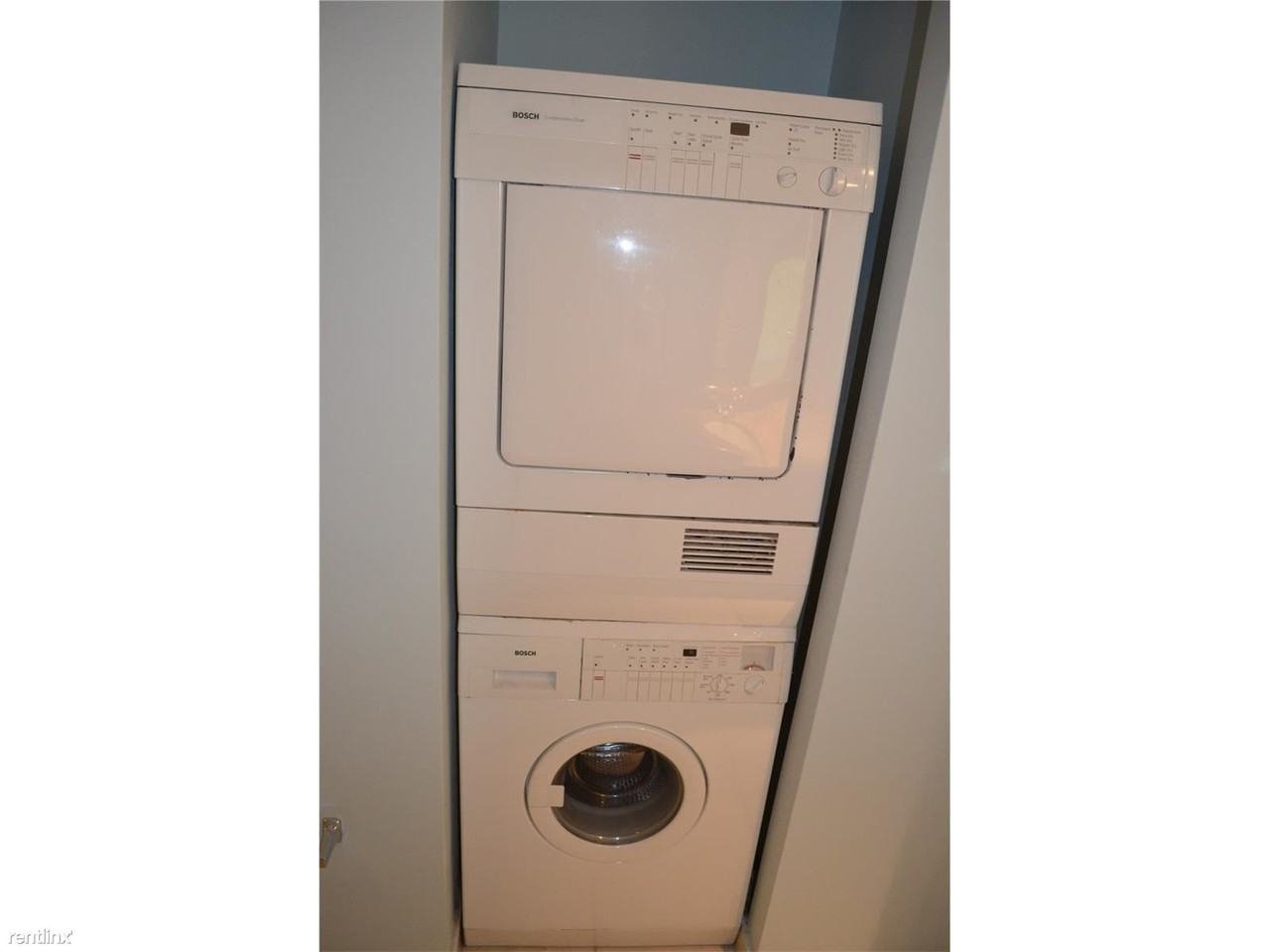 5600 Collins Ave - Photo 3 of 6