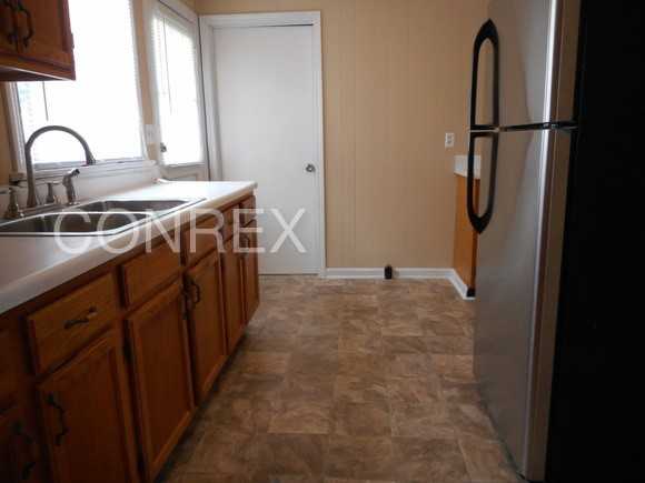 3001 Highland Dr - Photo 2 of 13