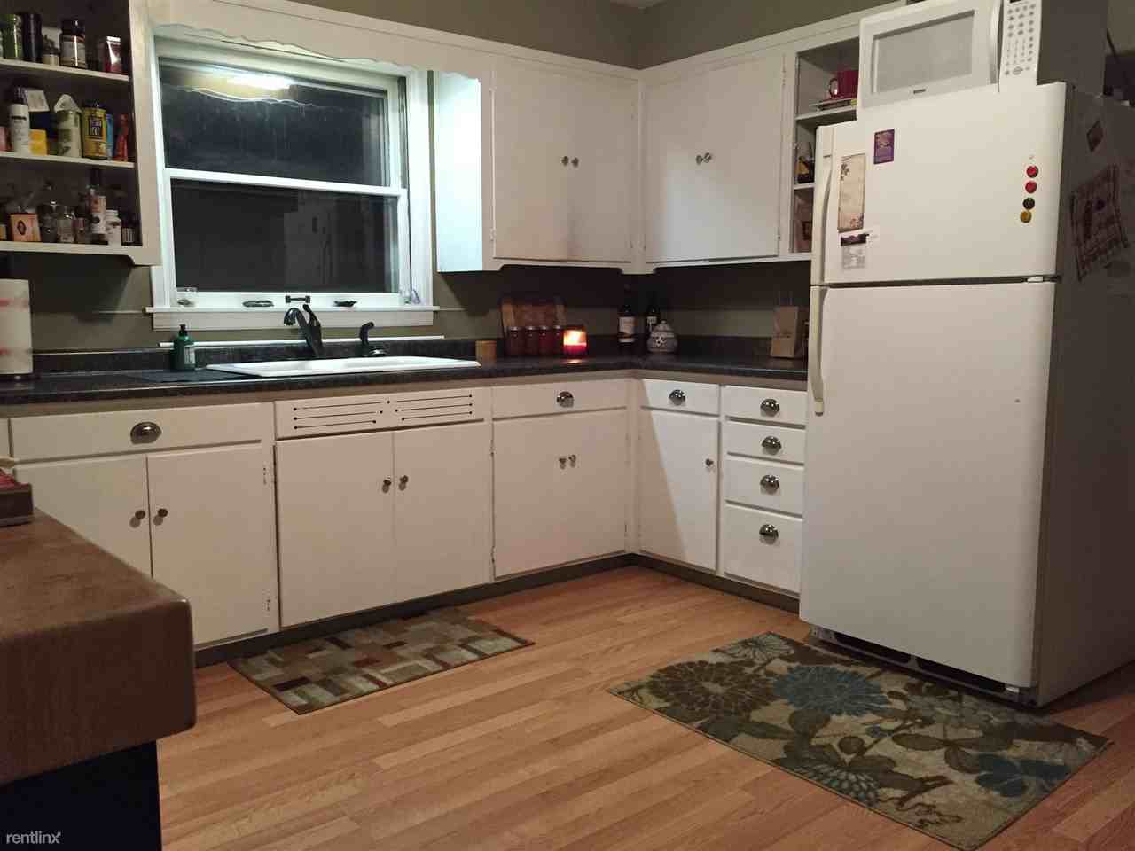 703 14th St S - Photo 2 of 12