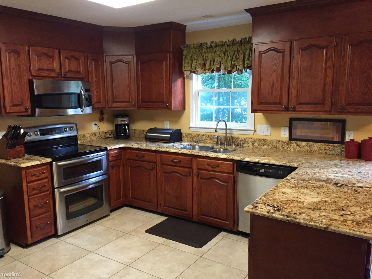 205 Penchant Ct - Photo 2 of 9