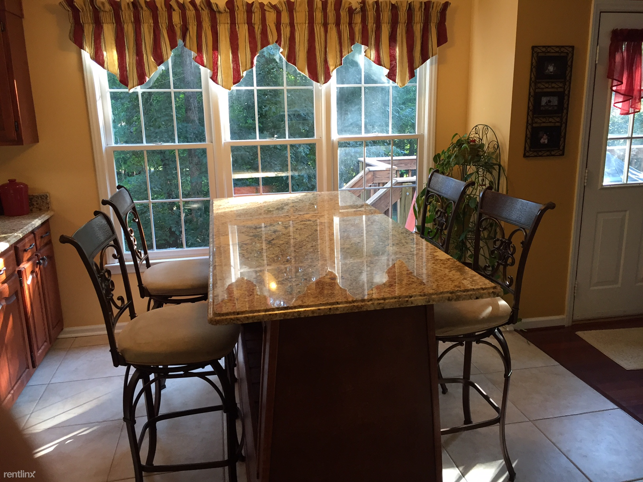 205 Penchant Ct - Photo 3 of 9