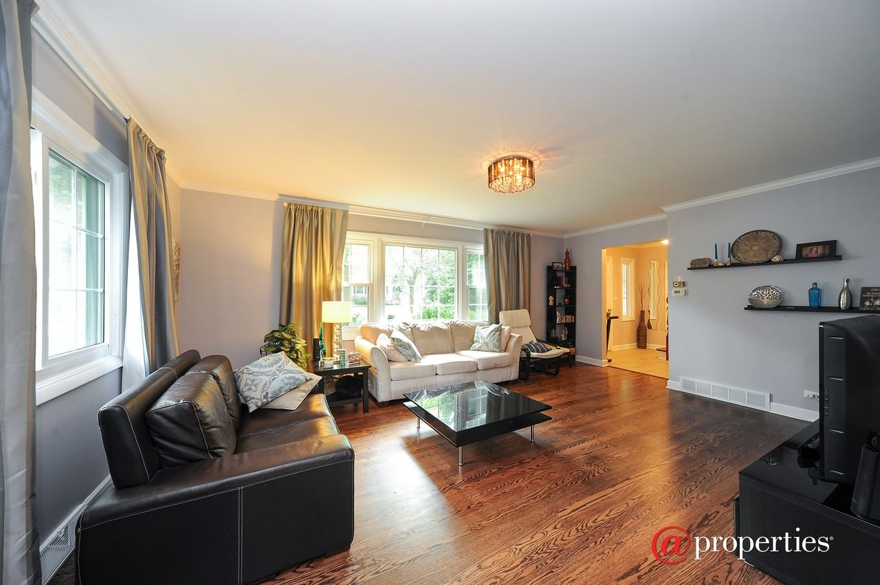 128 Avon Ave - Photo 2 of 10