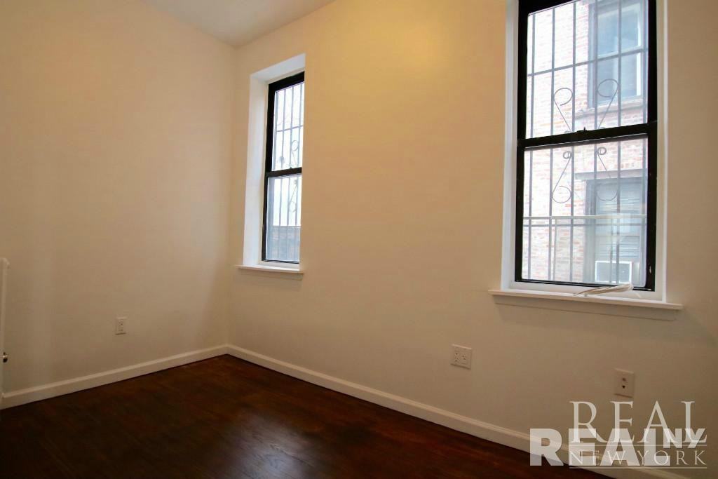 201 Allen St 4A - Photo 2 of 4