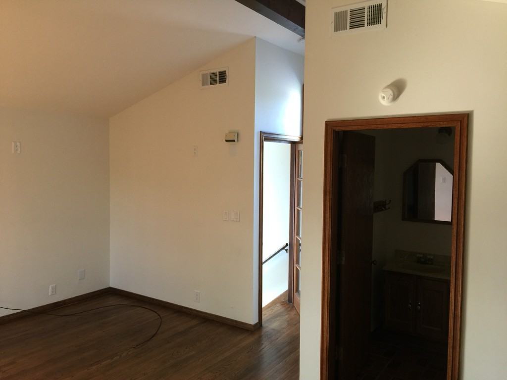 3953 Bon Homme Road - Photo 3 of 20