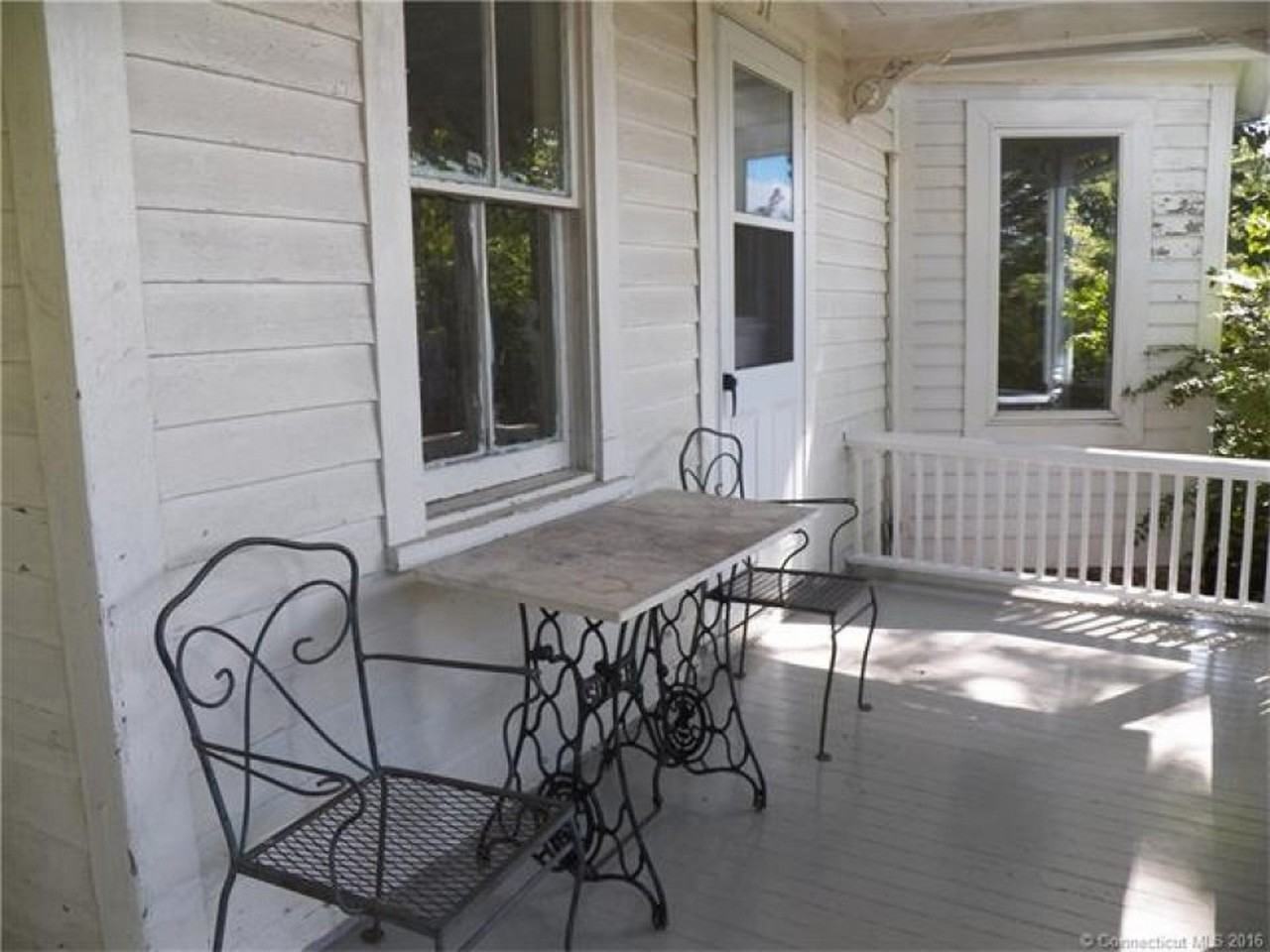 57 Curtiss Rd - Photo 2 of 12