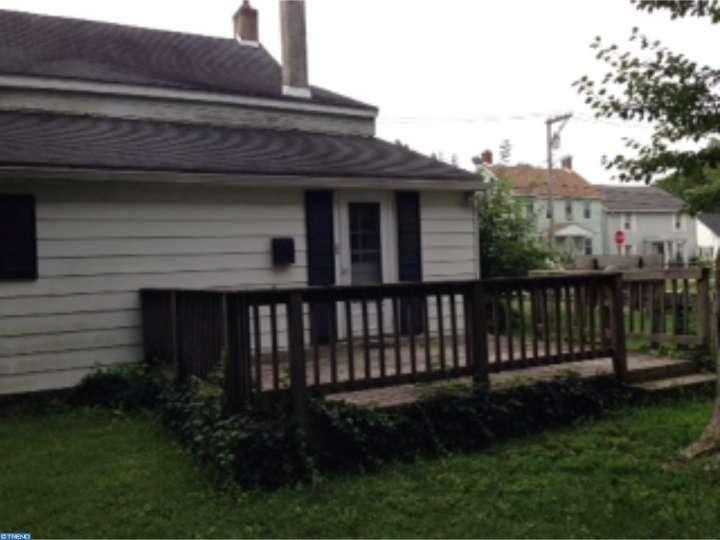 39 Green St - Photo 3 of 8